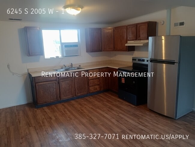 Foto del edificio - 6245 Margray Dr