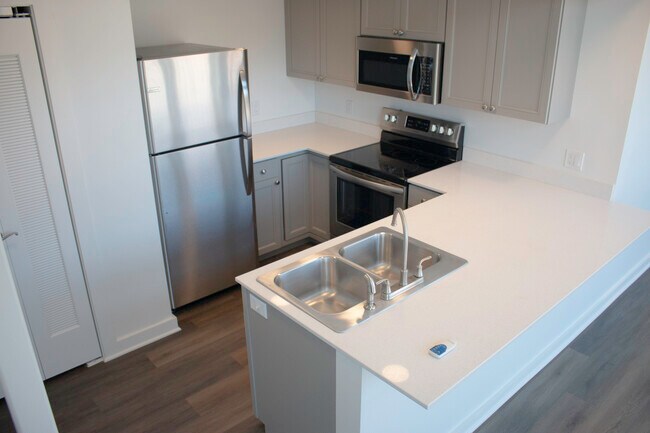 Foto del edificio - 318 E 6th St