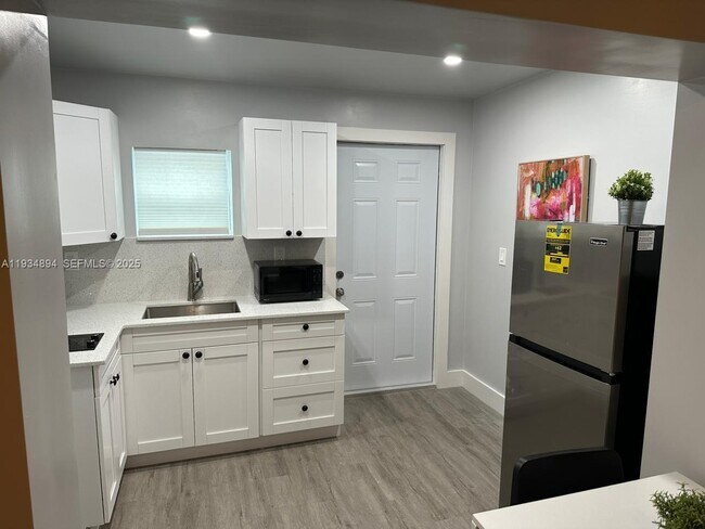 Foto del edificio - 1822 NW 4th St