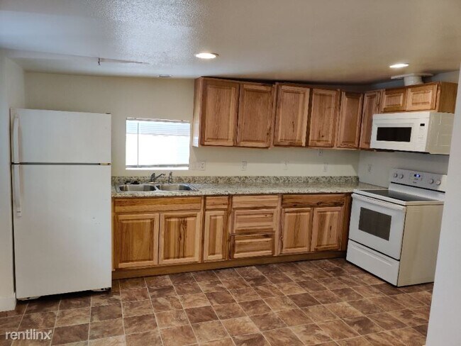 Building Photo - 1 br, 1 bath House - 2311 Morrie Ave