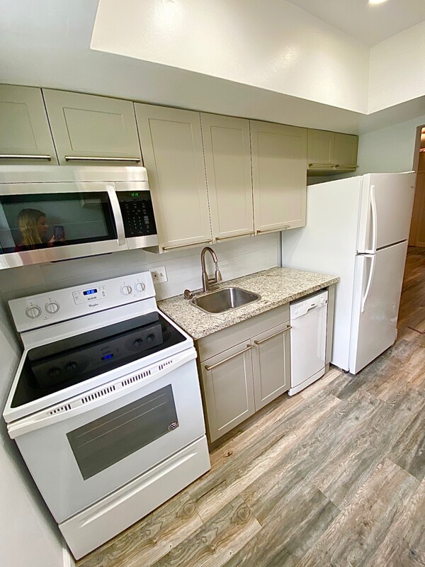 Foto del edificio - 2815 NE 33rd Ave