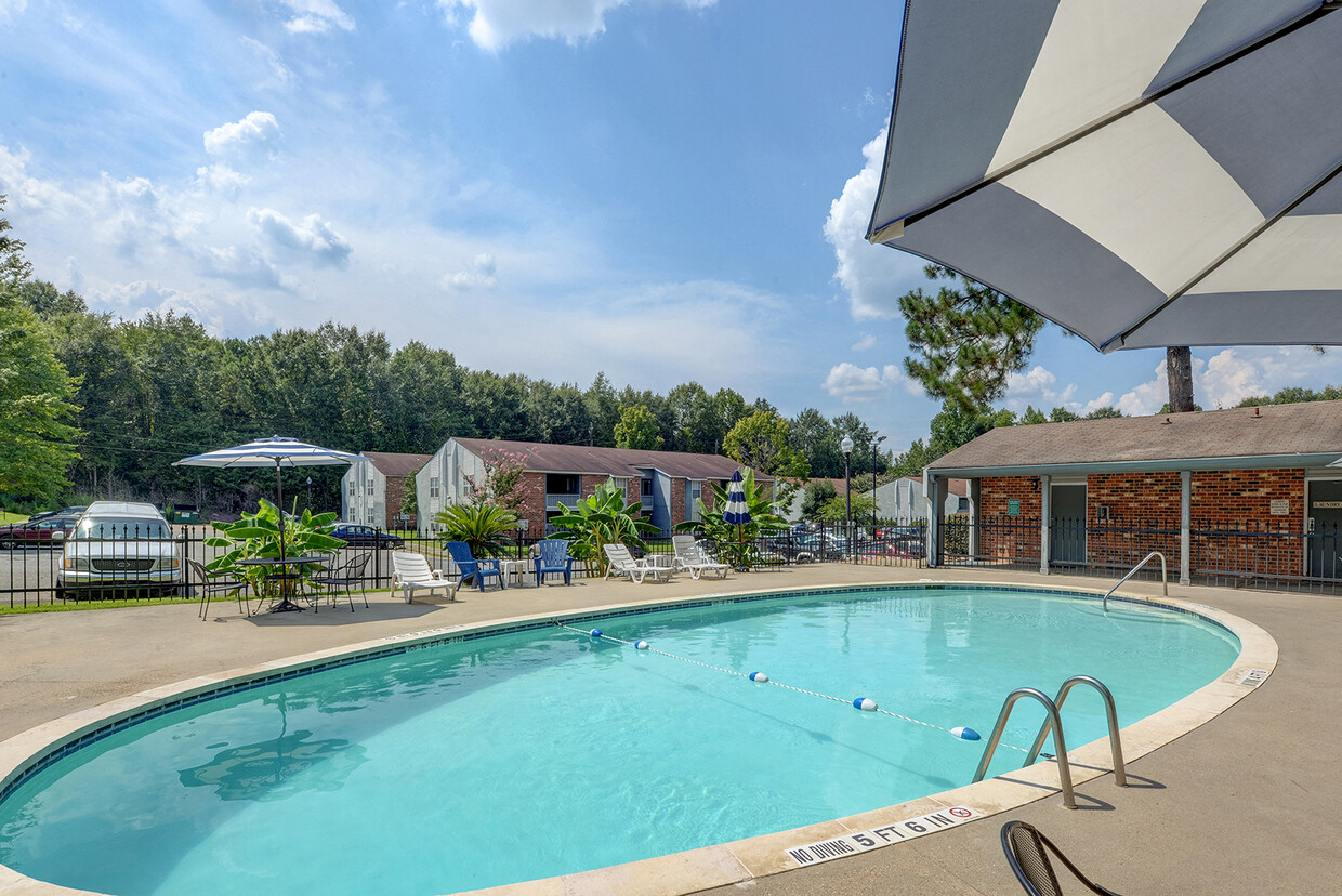 Primary Photo - Landmark Apartment Homes