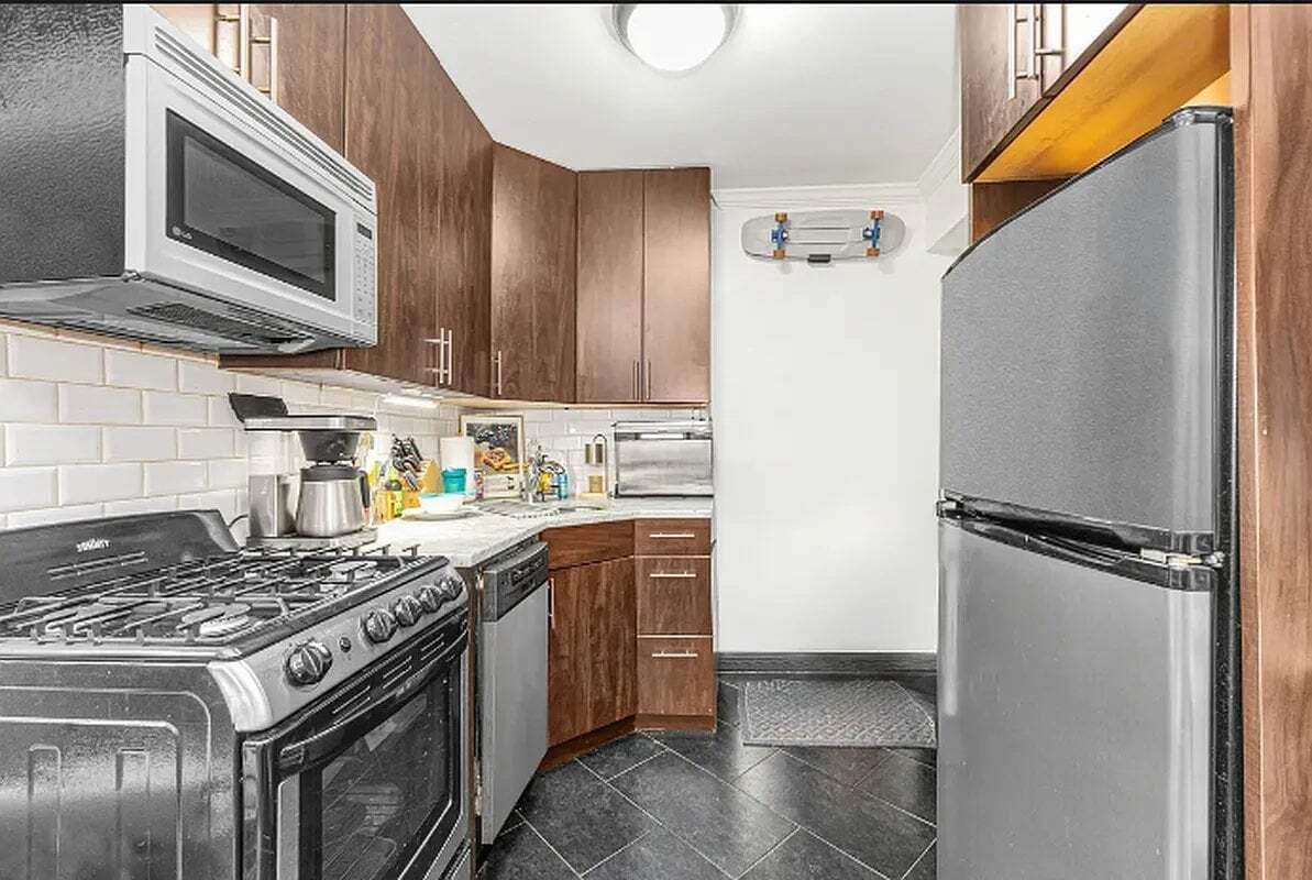 Foto del edificio - 318 E 11th St