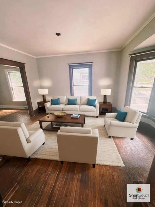 Foto principal - Updated 3 Bed 1.5 Bath House on the SE side
