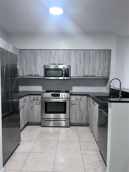 Foto del edificio - 5091 NW 7th St