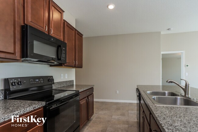 Building Photo - 7317 Tiger Trail Ct