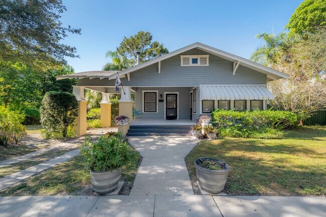 Foto del edificio - 5708 N Suwanee Ave