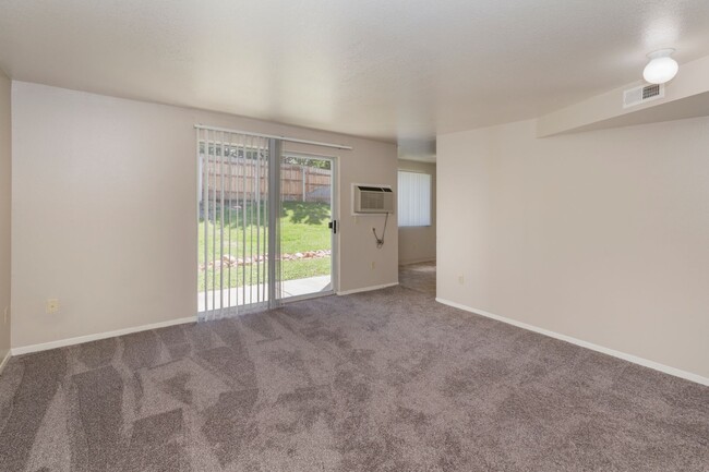 Interior Photo - Summit Creek Apartments