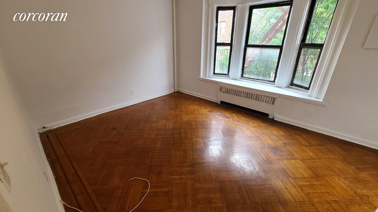 Foto del edificio - 390 E 21st St