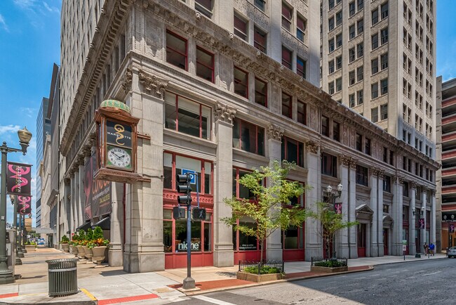 314 N Broadway - La Marquette - 314 N Broadway