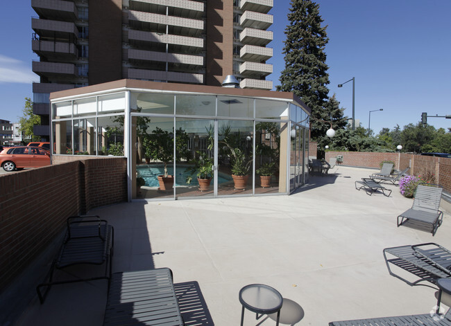 Patio - Liongate Apartments