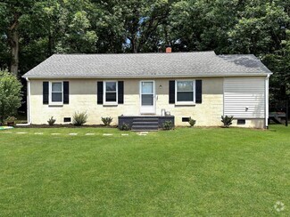 Building Photo - 5907 Appomattox Rd