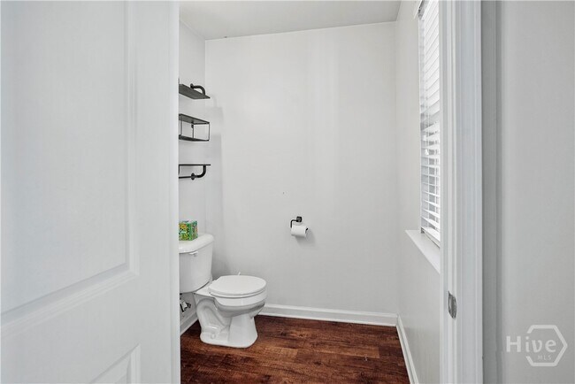 Foto del edificio - 106 Orchid Ct