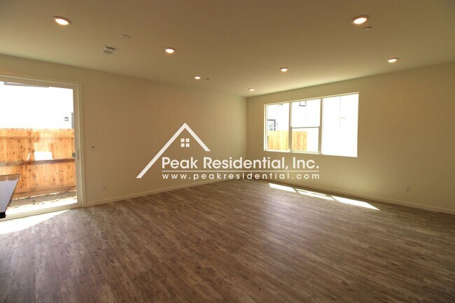 Foto del edificio - 3 br, 2.5 bath House - 3125 Sunny Gate Ln