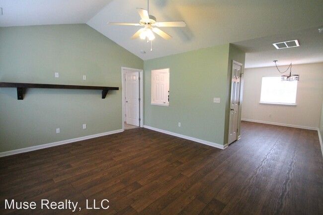 Foto del edificio - 3 br, 2 bath House - 1944 Bristol Parkway