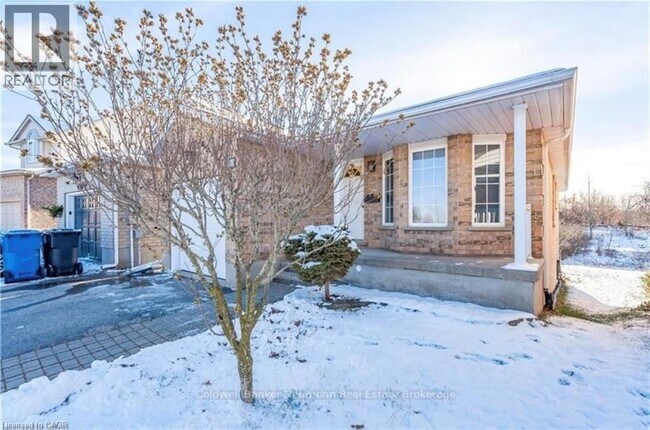 Building Photo - 51 Boulder Crescent