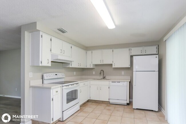 Foto del edificio - 2216 Selkirk St