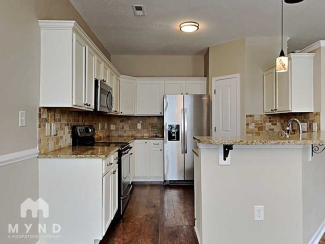 Building Photo - 166 Bluffton Rd