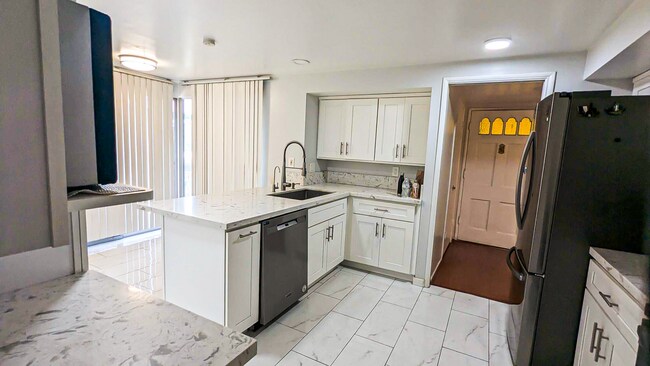 Foto del edificio - 1102 Fairview Ave
