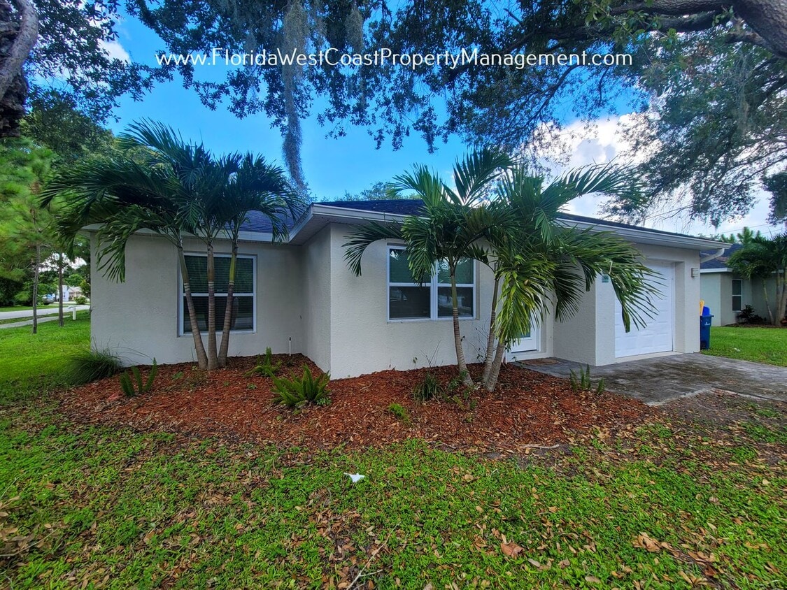 SLEEK -MODERN 3 BEDROOM/2 BATH WITH SUPER ... - SLEEK -MODERN 3 BEDROOM/2 BATH WITH SUPER ...