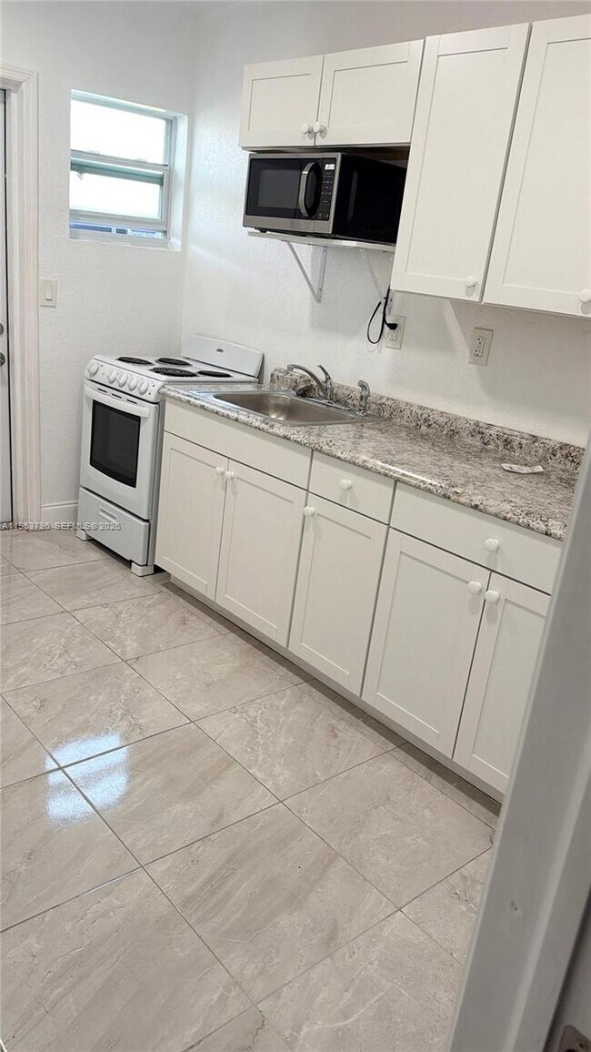 Foto del edificio - 5245 NW 192nd Ln