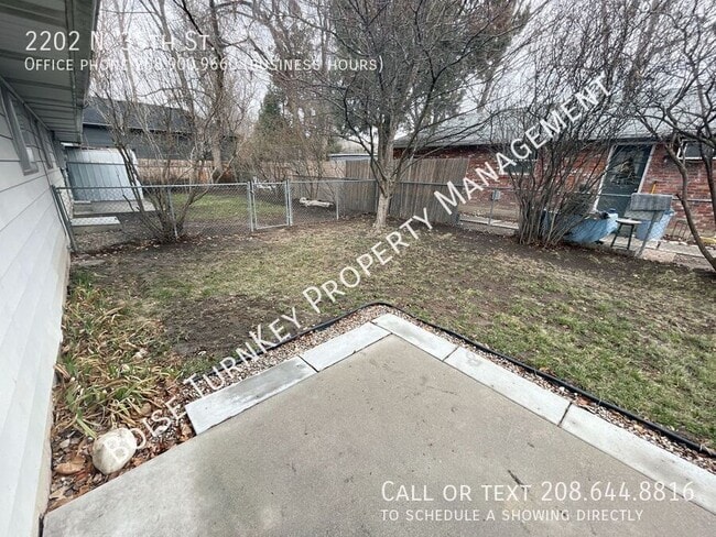Building Photo - 2202 N 35th St