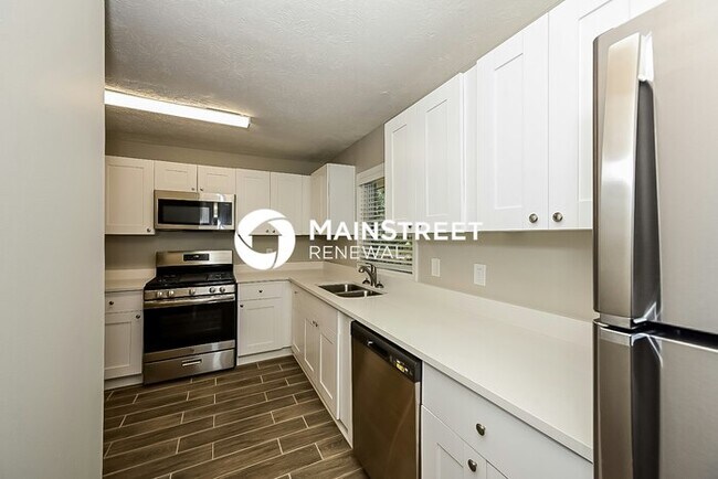 Building Photo - 3 Bedroom Pet-Friendly Home in McDonough, GA with Main Street Renewal