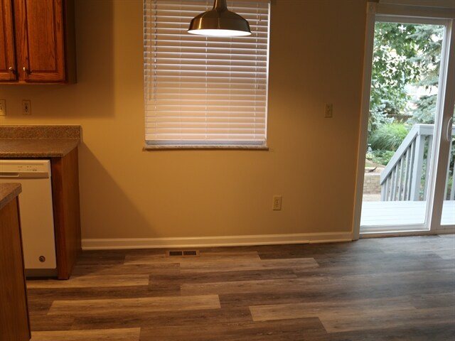Building Photo - 8612 Oak Creek Dr