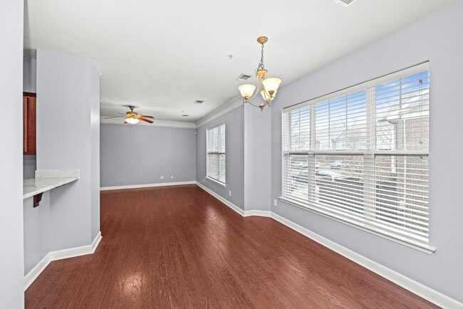 Building Photo - 2310 Elliott Ave