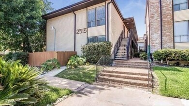 Building Photo - 2515 Shakespeare St