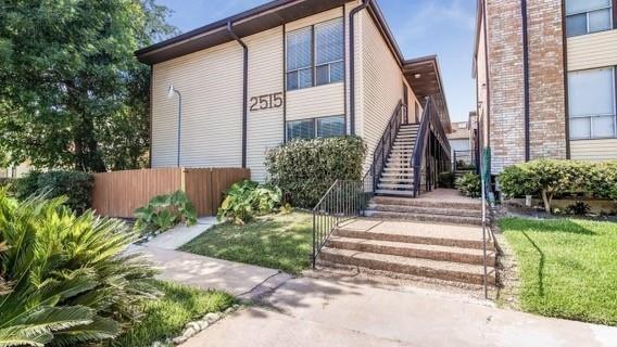 Primary Photo - 2515 Shakespeare St