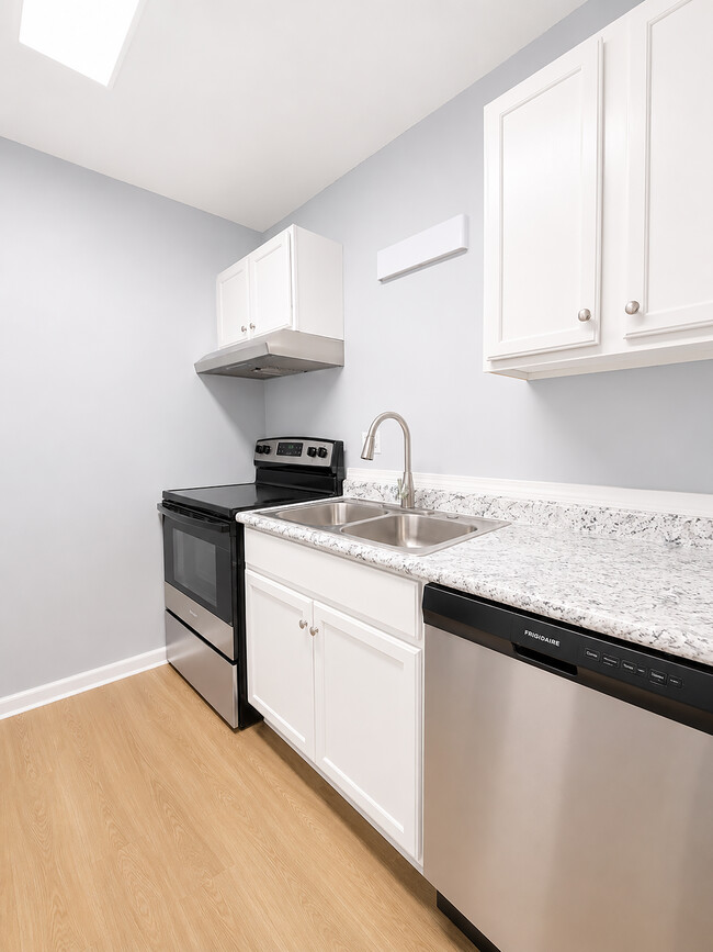 Foto del edificio - Chateau Glen Oaks Luxury Apartments