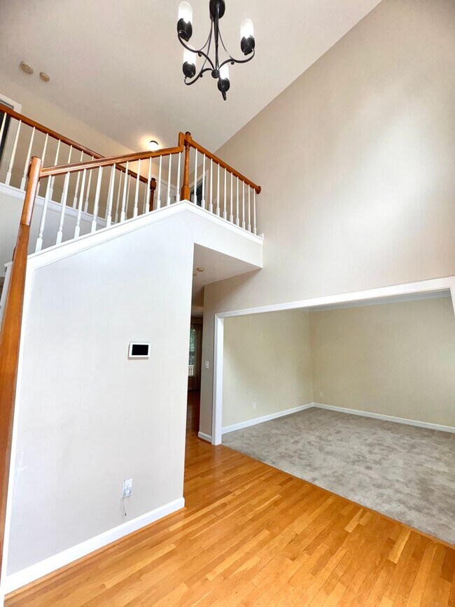 Building Photo - Spacious 4BR 2.5BA Home in Adams Farm with...
