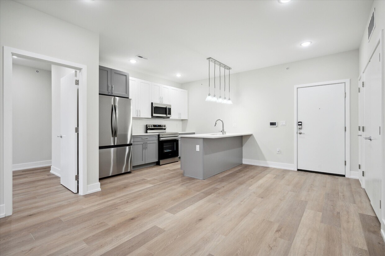 Primary Photo - 701 N 40th St