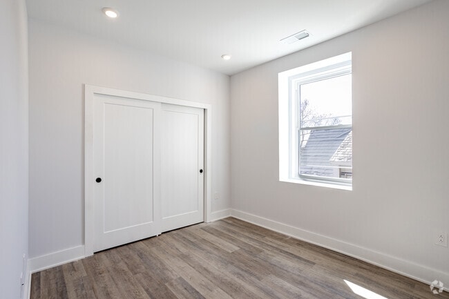 2BR, 2BA - 912 - 845SF - Bedroom 1 - The Allengrove