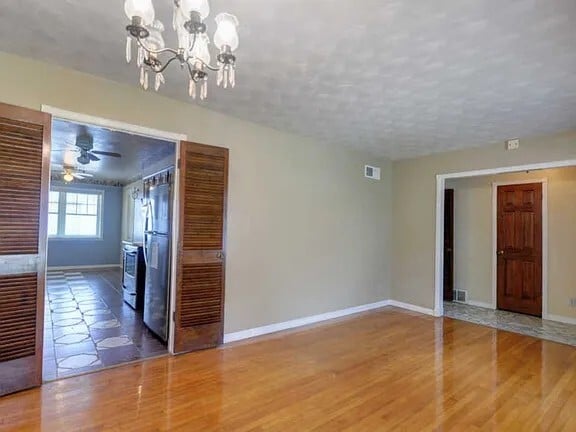 Building Photo - 2053 Lydgate Dr