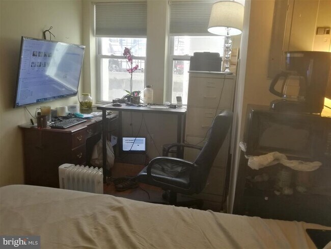 Foto del edificio - 811 Q St NW