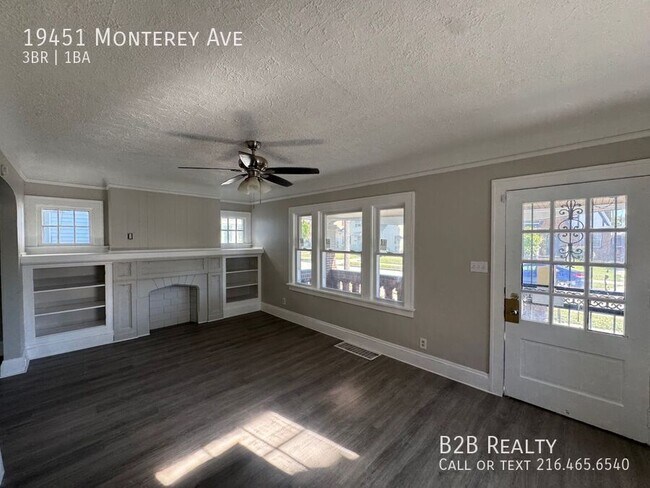 Foto del edificio - 19451 Monterey Ave