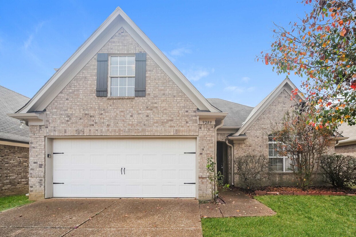 Foto principal - 9289 Chastain Pl