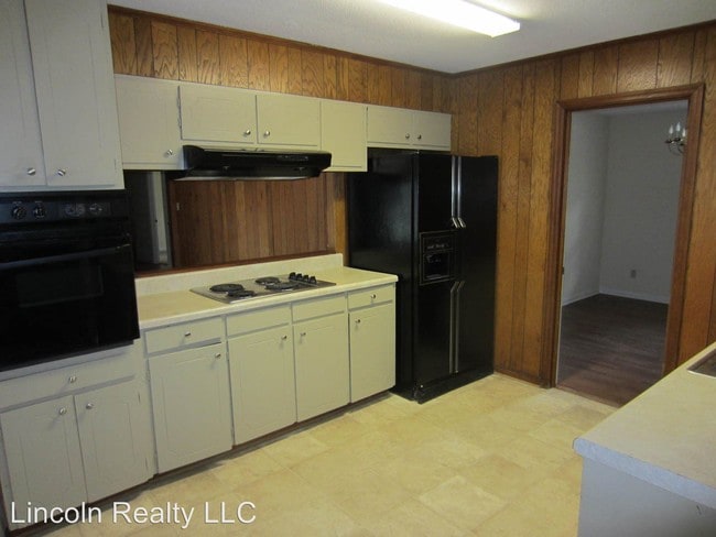 Building Photo - 3 br, 2 bath House - 2404 Jerry Jones