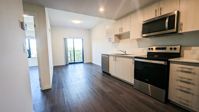 Building Photo - One Bedroom Suite, One Incredible View