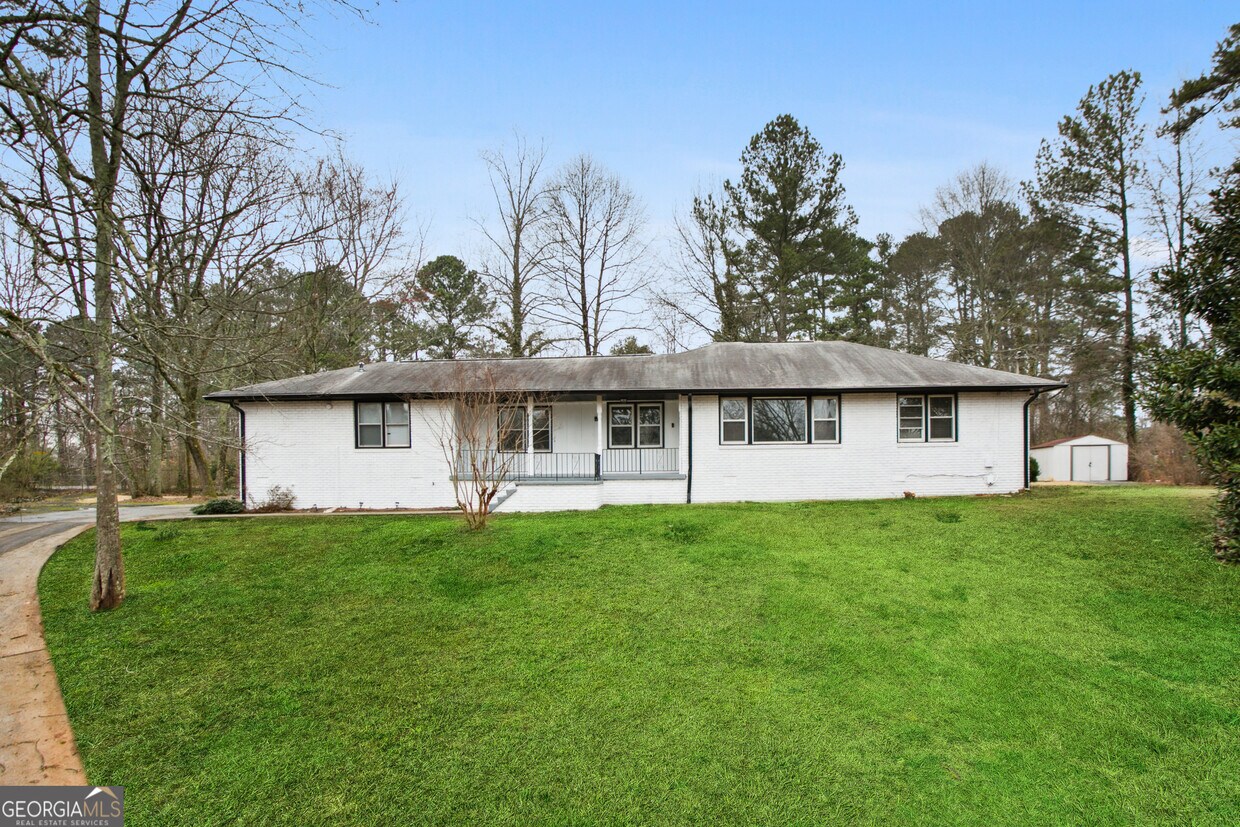 Foto principal - 1402 Shadowbrook Dr