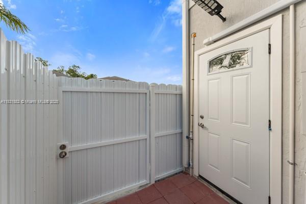 Primary Photo - 12912 SW 265th St