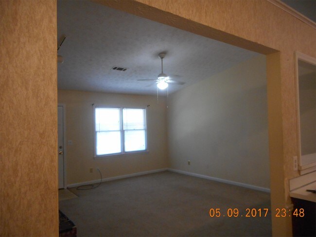 Foto del edificio - 2 Trestlewood Ct