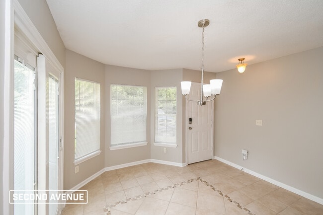 Building Photo - 5647 Ellis Trace Dr