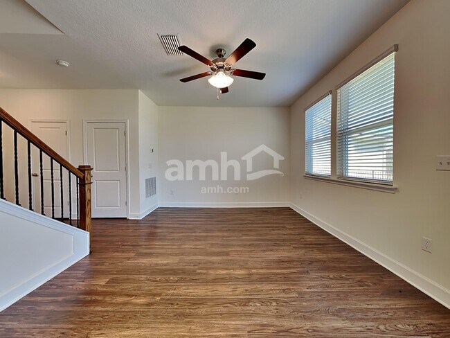 Foto del edificio - 1155 Tan Tara Trail