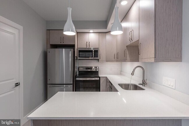 Foto del edificio - 1222 N Marshall St