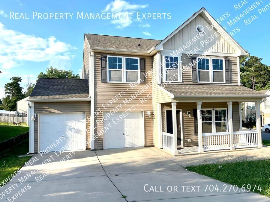 Primary Photo - Beautiful 3BR/2.5BA home in Statesville!