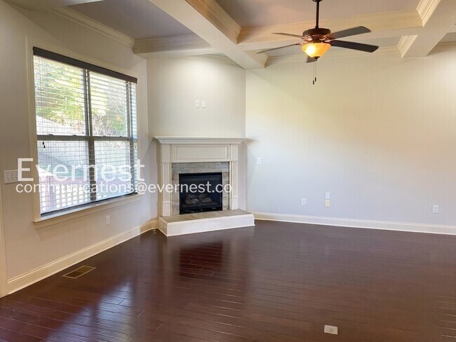 Foto del edificio - 4208 Stone Hall Blvd