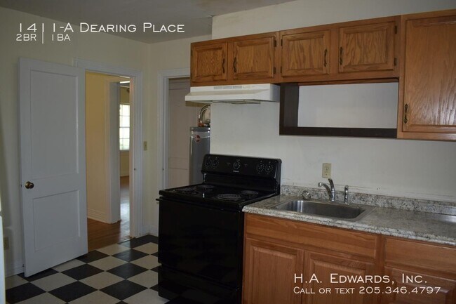 Foto del edificio - 1411 Dearing Pl